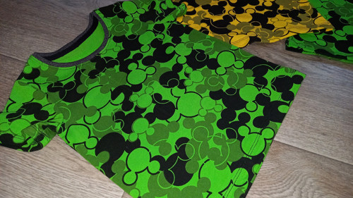 Mickey trička vel.104 — foto 3