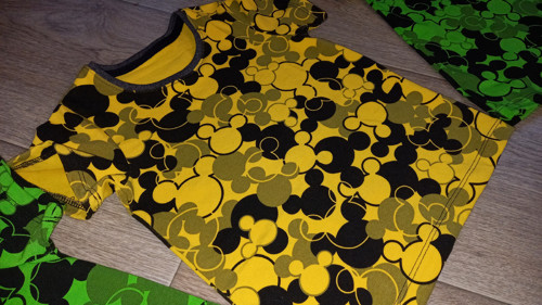 Mickey trička vel.104 — foto 2