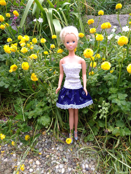 Letní šaty Folk pro Barbii — foto 4