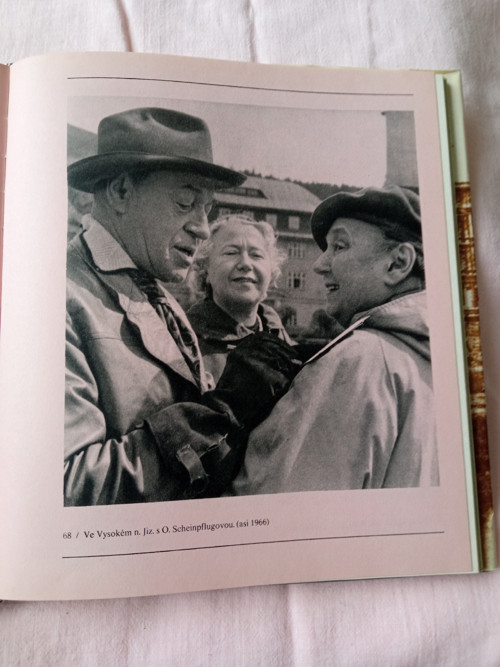 Divadlo aneb snář - Eduard Kohout — foto 3