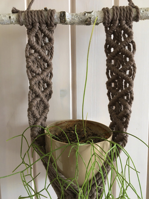 Macramé závěs na květinu — foto 4
