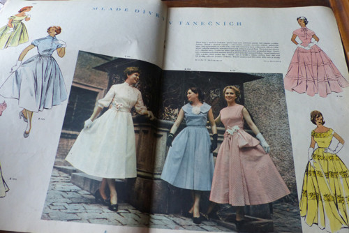 Časopis Žena a móda, číslo 10/1955 — foto 2