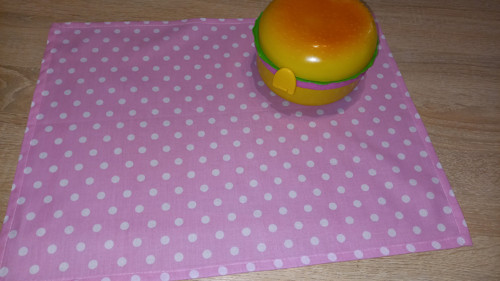 Svačinový ubrousek - Puntíky — foto 2