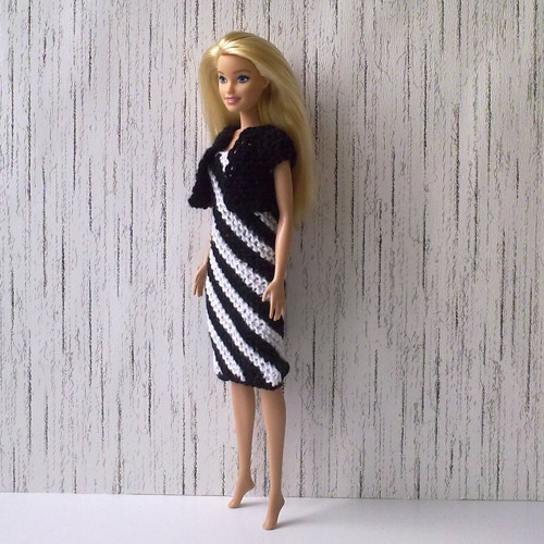 Oblečky pro Barbie - šaty, bolerko — foto 3
