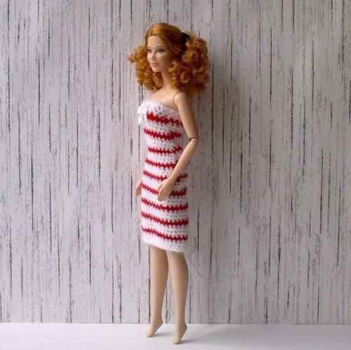 Oblečky pro Barbie - šaty, kabátek — foto 3