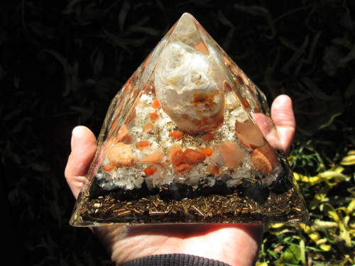 Org. pyramida ,, Svobodných myšlenek " — foto 3