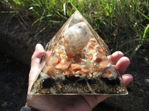 Org. pyramida ,, Svobodných myšlenek " — foto 5