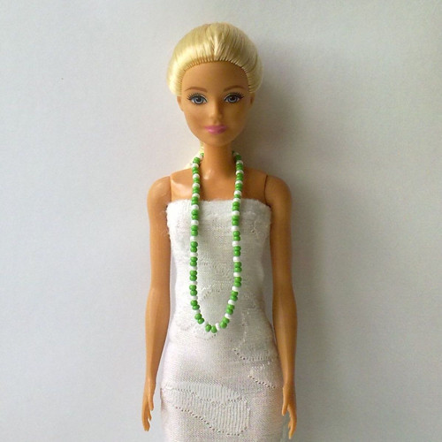 Šperky pro Barbie - náhrdelník — foto 2