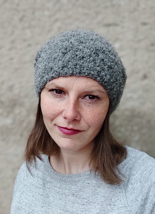 Dámská čepice ŠEDÁ 80% alpaka — foto 2