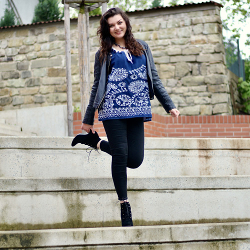 Jsem! - halenka vel. L-XL — foto 3