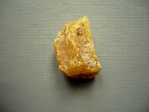 Surový – jantar kopál 24 mm, č.20 — foto 2