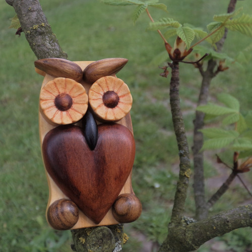 Dřevěná brož - sova — foto 2