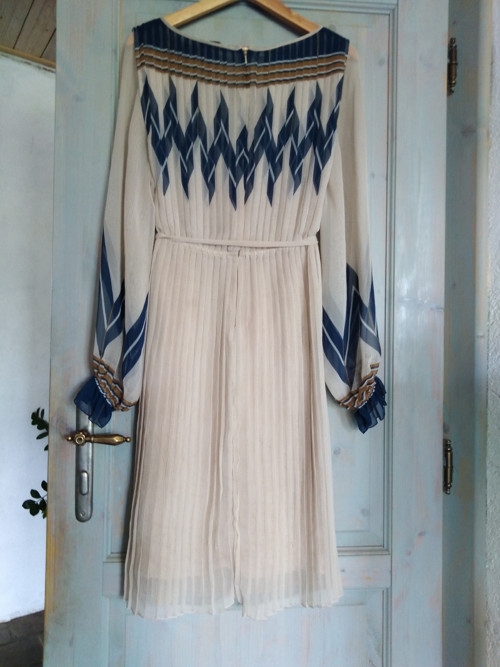 Plisééé šaty — foto 3