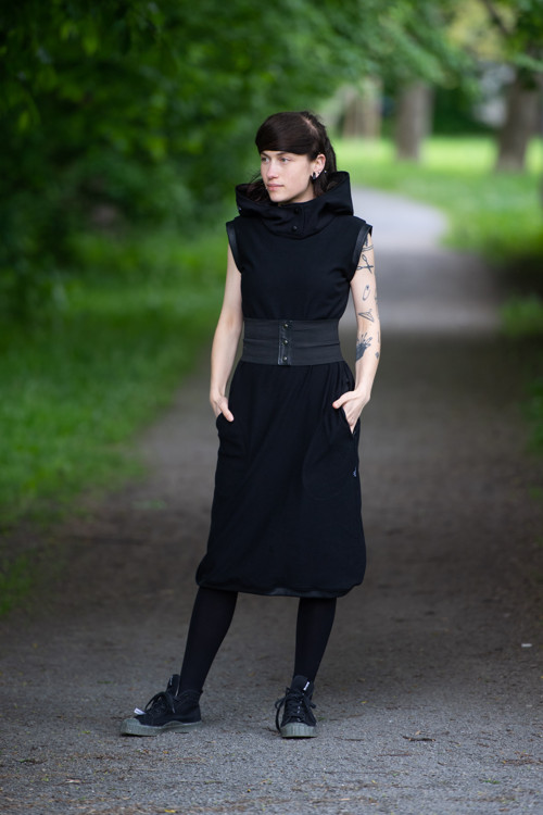 Šaty VAMP — foto 6
