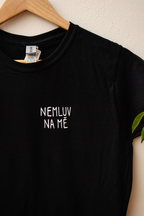Dámské tričko - Nemluv na mě — foto 2