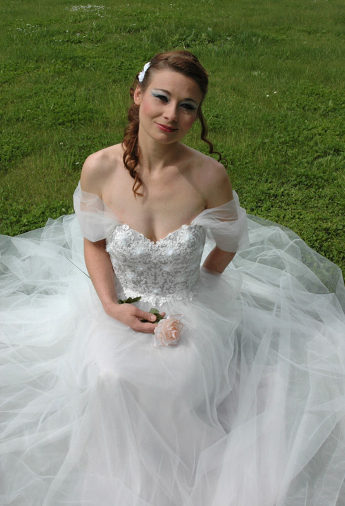 Svatební šaty. — foto 2