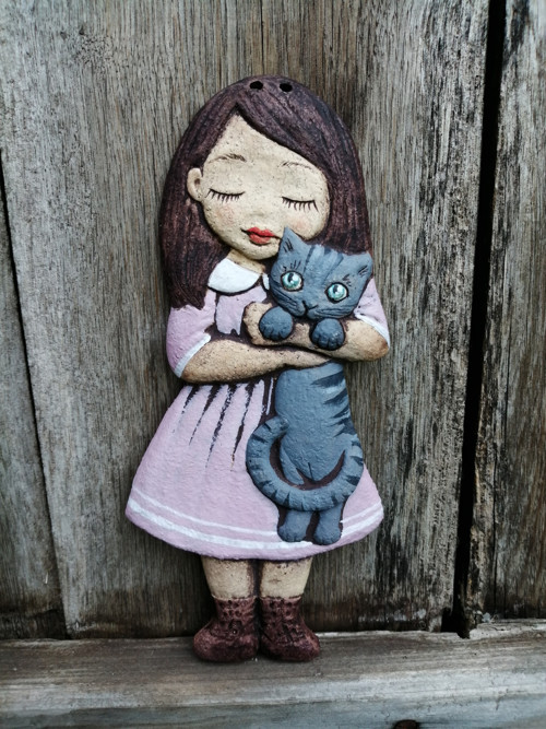 Holčička s kočkou, malovaná — foto 2