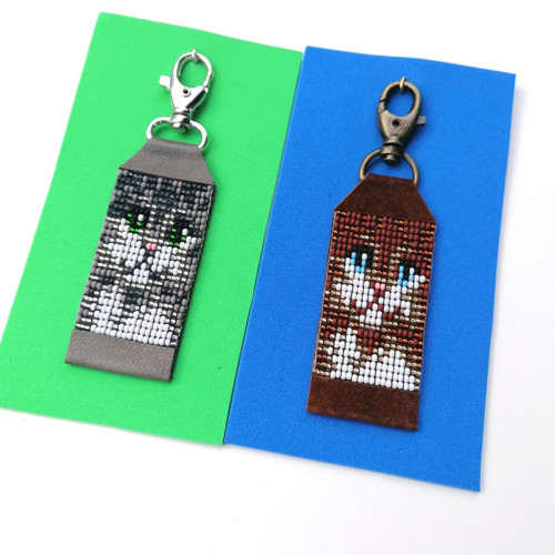 Tabby Cat/Kitten-Leather Beaded Keychain — foto 3