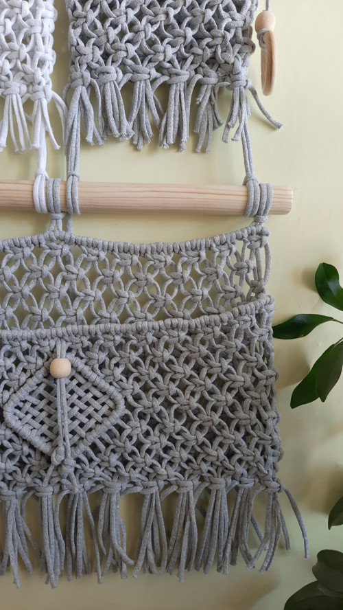 Závěsný macramé kapsář 2 — foto 3