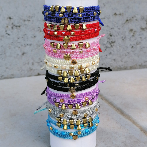 Triple Macrame Bracelet With Charms — foto 2
