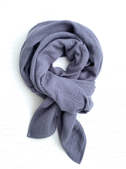 Šedý mušelínový šál " Simple Grey" — foto 2