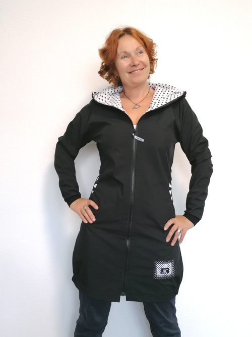 Bunda z letního softshellu - knoflíky — foto 3