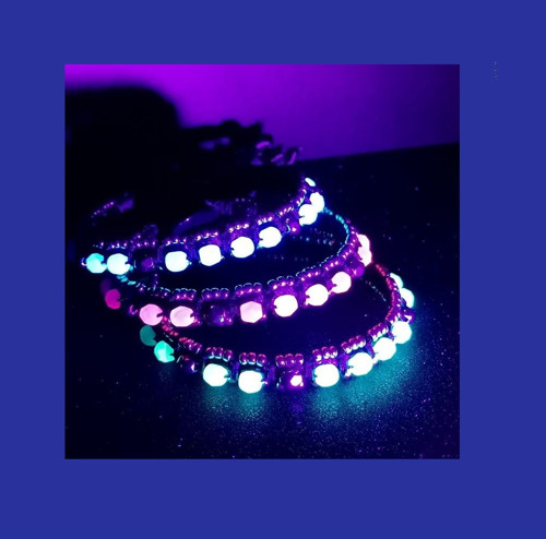 Uv Reactive Light Beaded Macrame Bracelet — foto 2