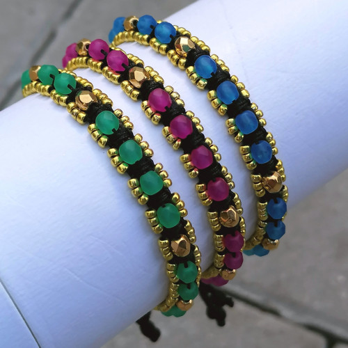 Uv Reactive Light Beaded Macrame Bracelet — foto 3