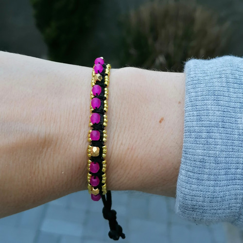 Uv Reactive Light Beaded Macrame Bracelet — foto 5