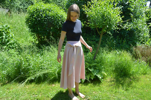 Sukně Šípková růže — foto 2