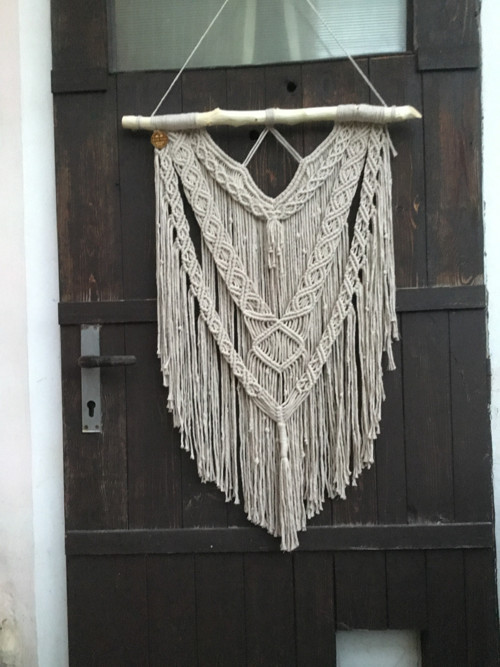 Macrame závěsná dekorace přírodní — foto 3