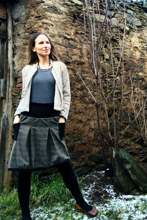 Manžestrová s kapsama — foto 3