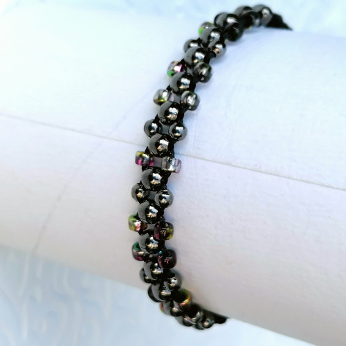 Gun Metal Balls-Black Macrame Bracelet — foto 3