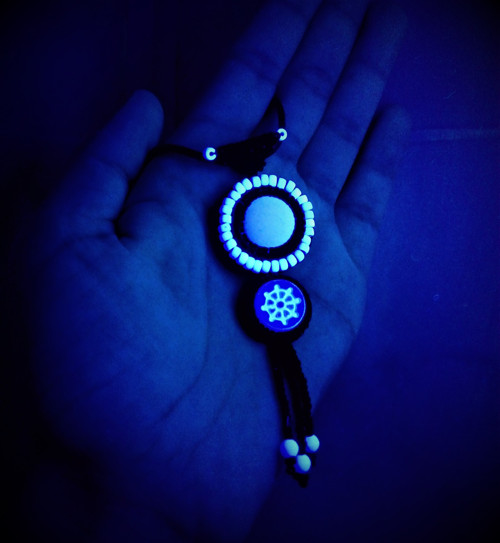 Náhrdelník UV Psychonautica — foto 3