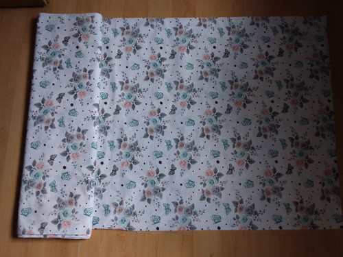 4 růžičky na bílém — foto 5