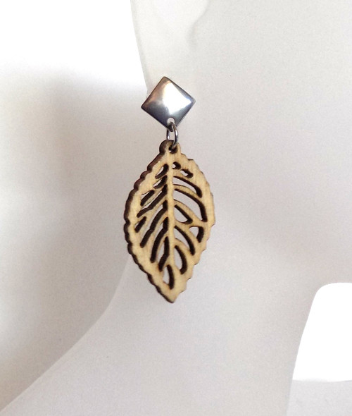 Puzetky s dřevěným lístkem — foto 3
