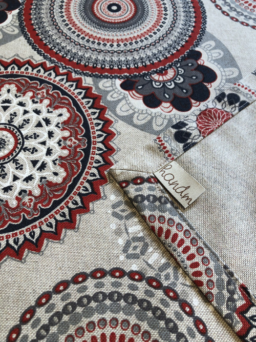 Ubrus - Mandala červená 200/40 cm — foto 3