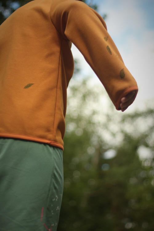 Mikina ............ vel. L - XL — foto 3