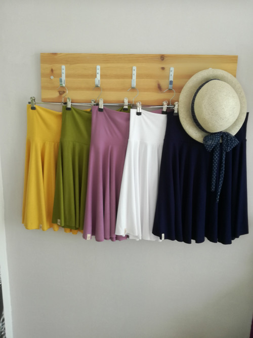 Sukně kolová - bambusový úplet černá — foto 2