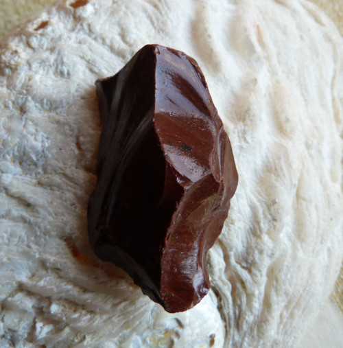Obsidián mahagonový surový - 4 cm - Extra — foto 3