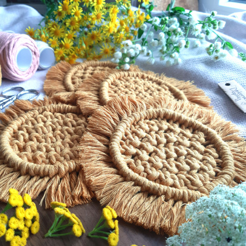 Prostírka macramé - kruhová, hořčicová — foto 5