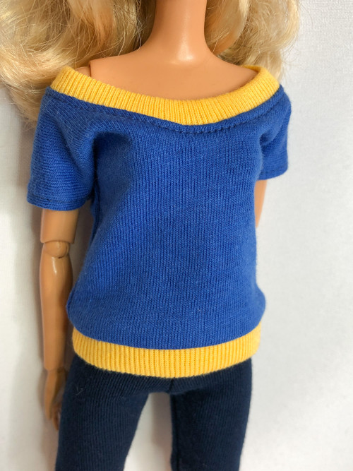 Volnější tričko pro barbie — foto 3