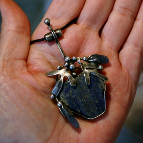 Modré pohlazení (lapis lazuli) — foto 5