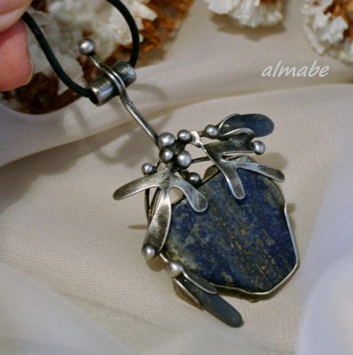 Modré pohlazení (lapis lazuli) — foto 4
