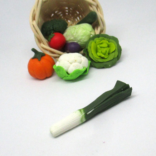 Miniatury pro panenky - pórek — foto 2