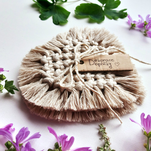 Prostírky macramé - srdíčko, béžová - sada 2ks — foto 2