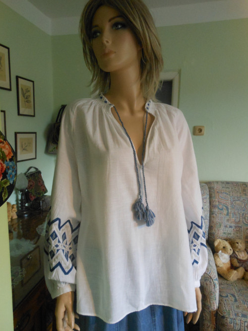 Boho vyšívaná tunika, vel.uni — foto 2