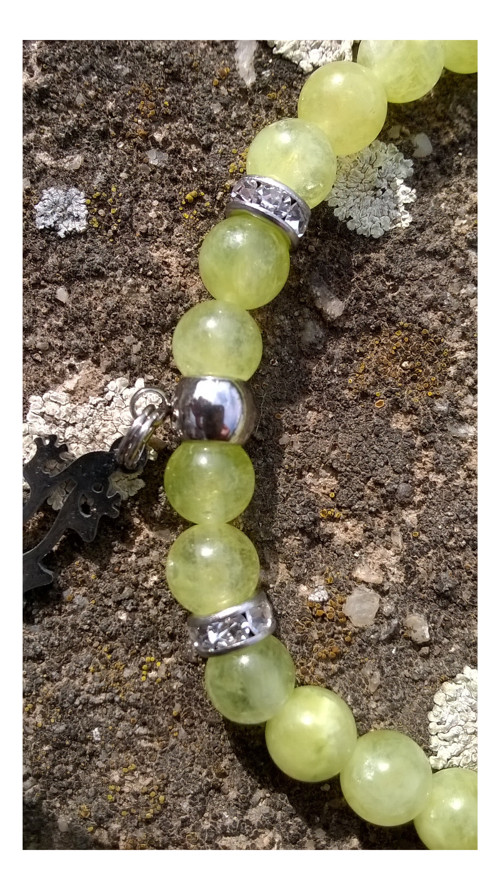Náramek: peridot + ještěrka — foto 5