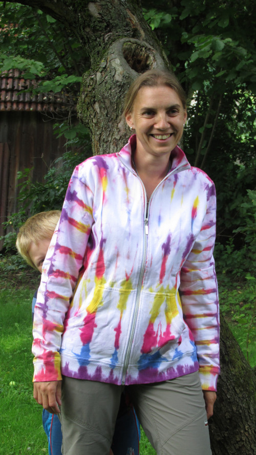 Dámská batikovaná mikina — foto 3