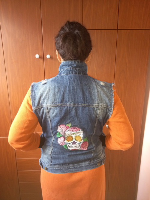 Upcykling jeans vesta — foto 2